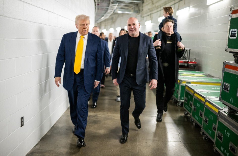 Трамп может навсегда оставить октагон UFC на территории Белого дома Трамп может навсегда оставить октагон UFC на территории Белого дома