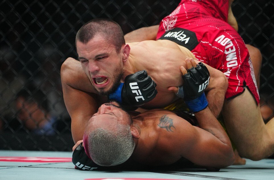 Умар Нурмагомедов подерётся с 9-м номером в легчайшем весе на турнире UFC в Абу-Даби Умар Нурмагомедов подерётся с 9-м номером в легчайшем весе на турнире UFC в Абу-Даби