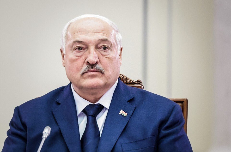 Лукашенко лично решит судьбу гендиректора минского «Динамо» на специальном совещании Лукашенко лично решит судьбу гендиректора минского «Динамо» на специальном совещании