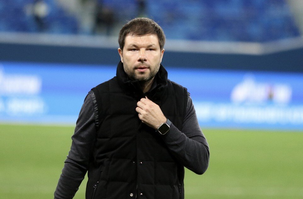 Мусаев ответил на критику Мостового: «Главное, чтобы не было ярлыка завистливого человека» Мусаев ответил на критику Мостового: «Главное, чтобы не было ярлыка завистливого человека»