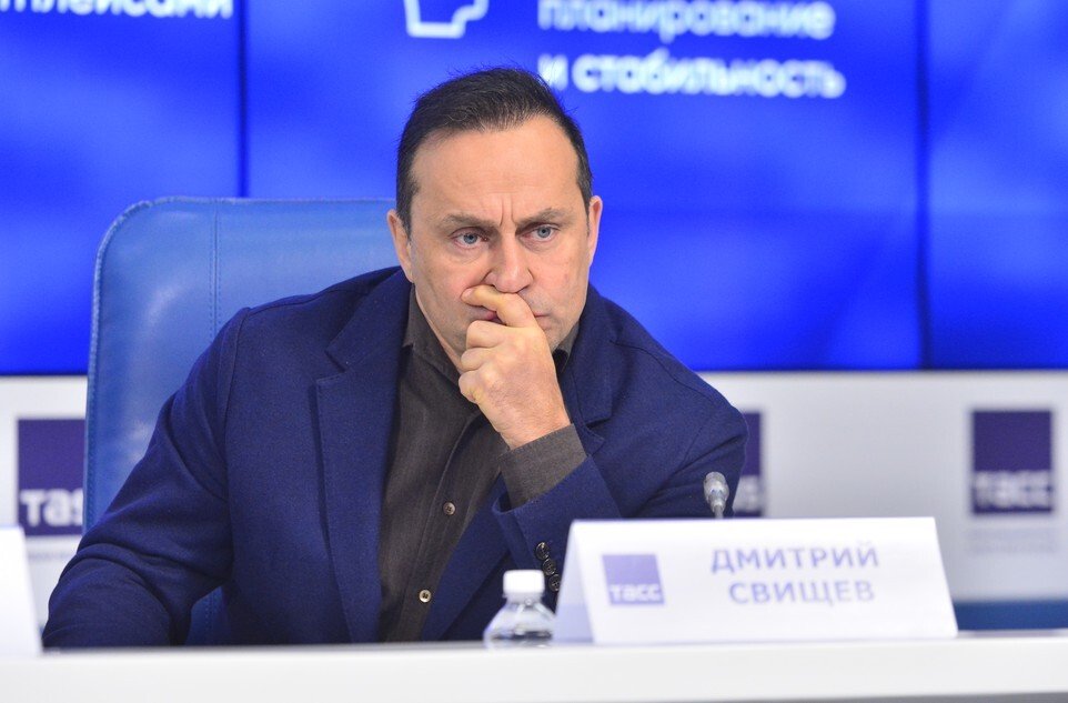 Свищёв посоветовал ван дер Варту меньше посещать кофешопы Свищёв посоветовал ван дер Варту меньше посещать кофешопы
