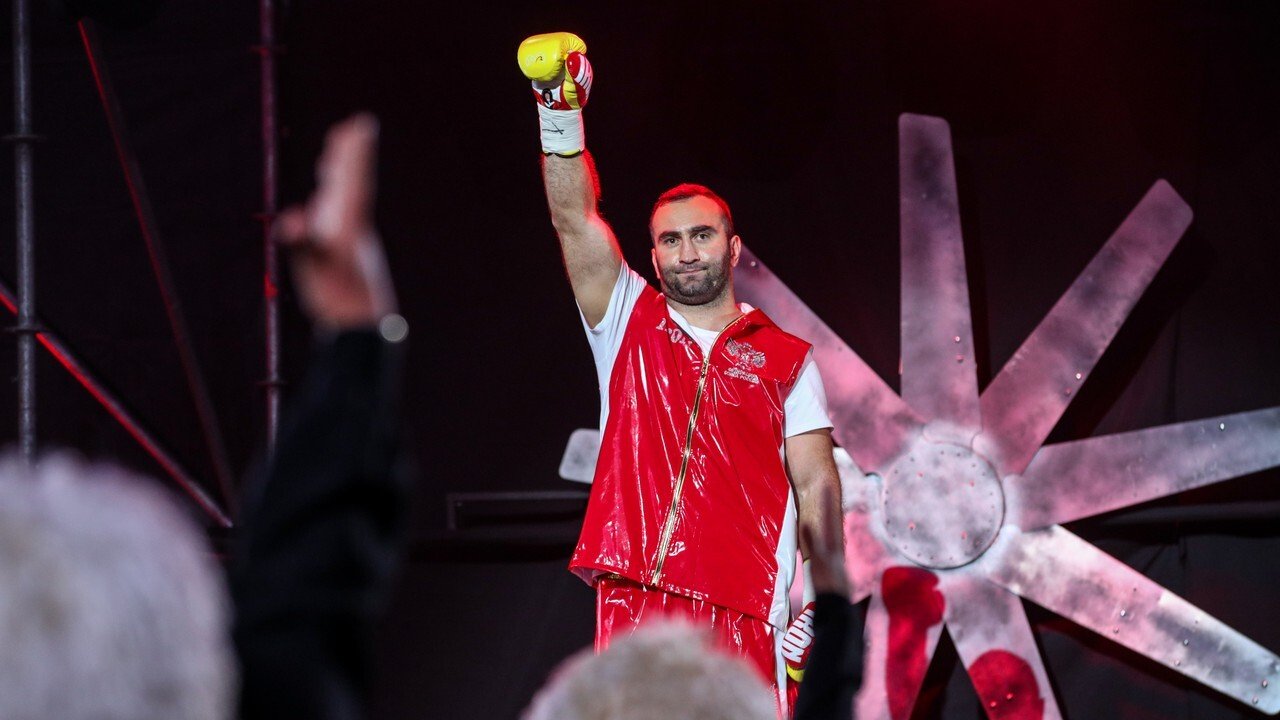 Гассиев защитил титул чемпиона мира WBA после досрочной победы в Москве Гассиев защитил титул чемпиона мира WBA после досрочной победы в Москве