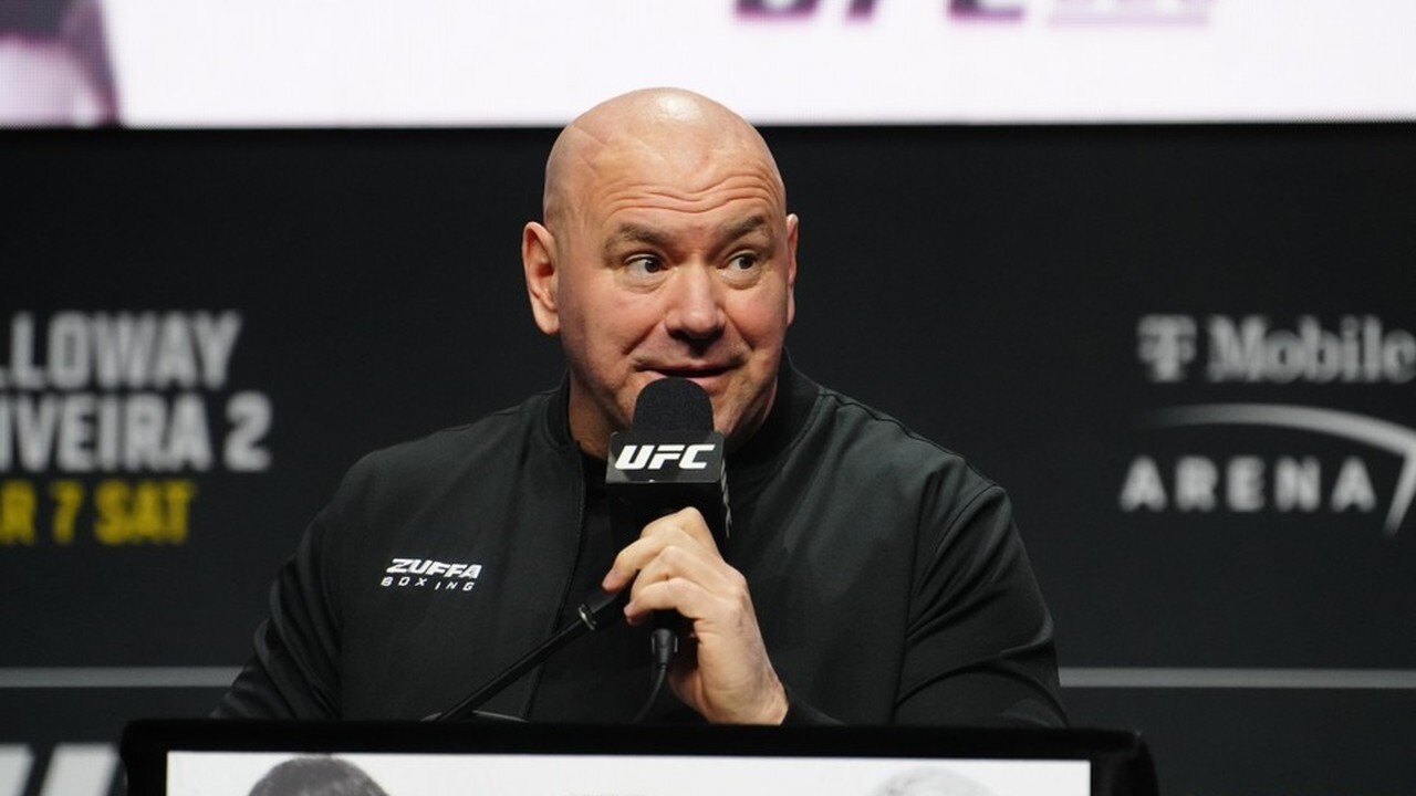 Глава UFC допустил, что Макгрегор завершит карьеру после UFC 329 Глава UFC допустил, что Макгрегор завершит карьеру после UFC 329